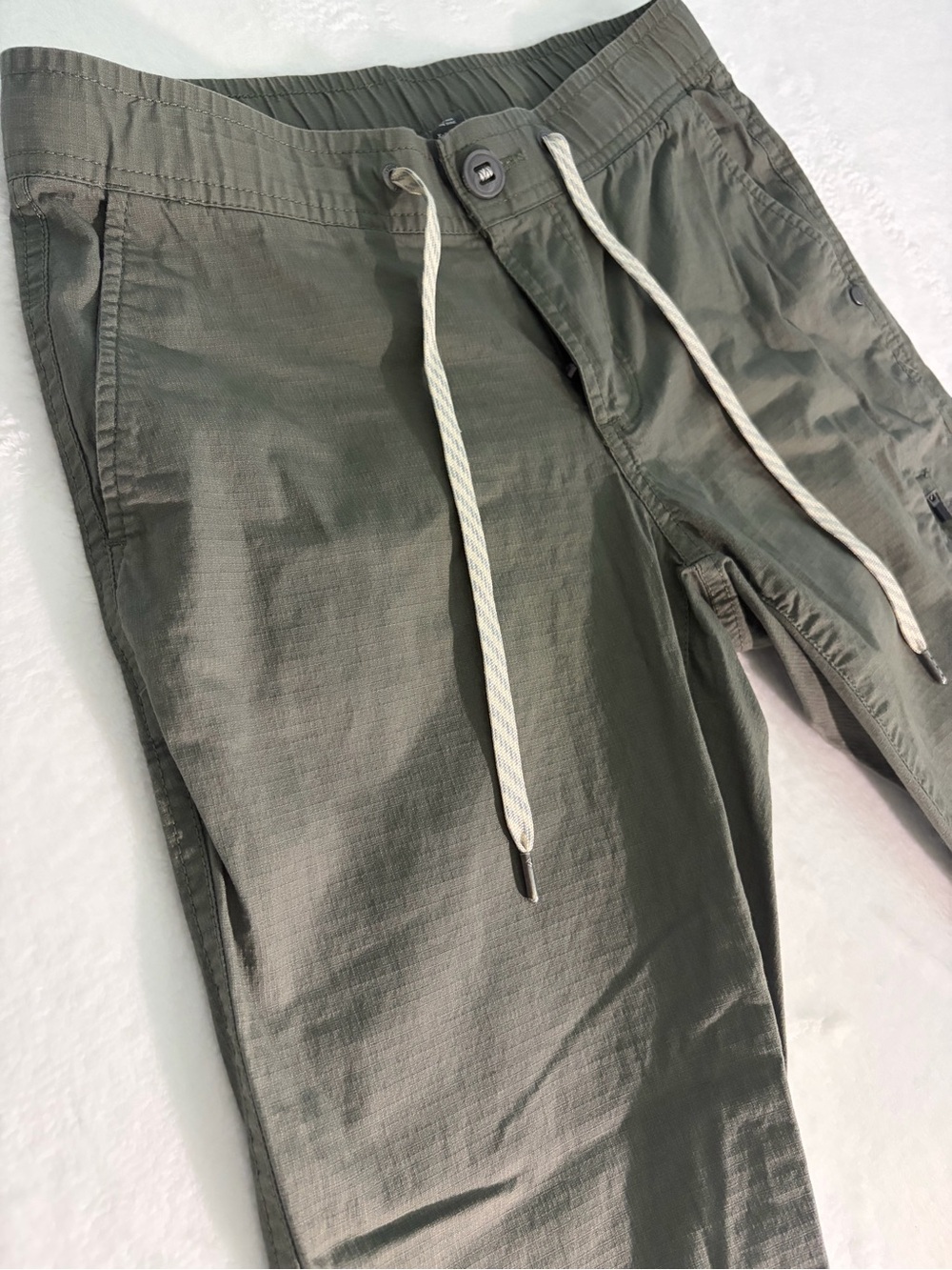 Vuori Ripstop Olive Drawstring Utility Pants - Picture 2 of 8